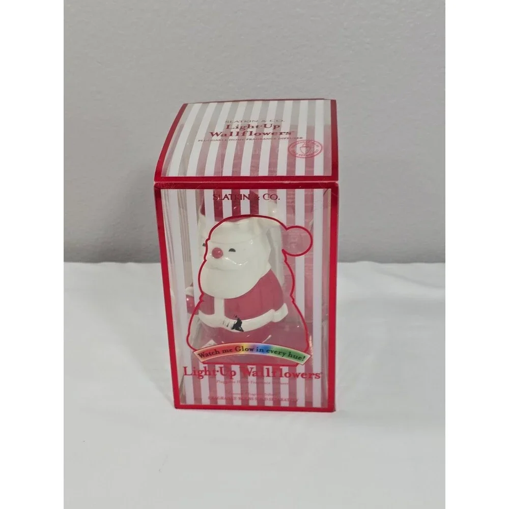 NEW Slatkin Co Light Up Santa Wallflower Bath And Body Home Fragrance Diffuser